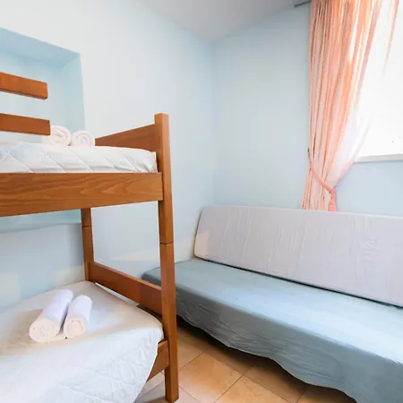 Vigli House بيت للعطل