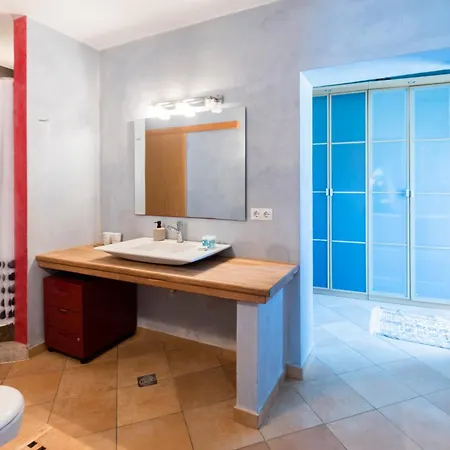 Vigli House Case de vacanță